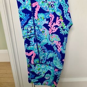Sold. Lilly Pulitzer UPF50 Luxletic 24" High Rise Weekender Midi Legging Corsica